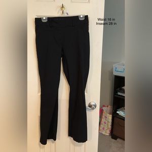 Rekucci bootcut dress pants
Size 8 petite